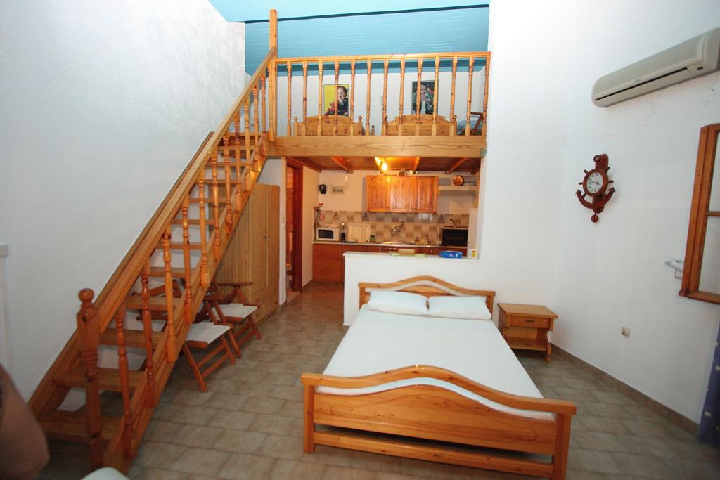 Foinikas Rooms Eratiní Værelse billede